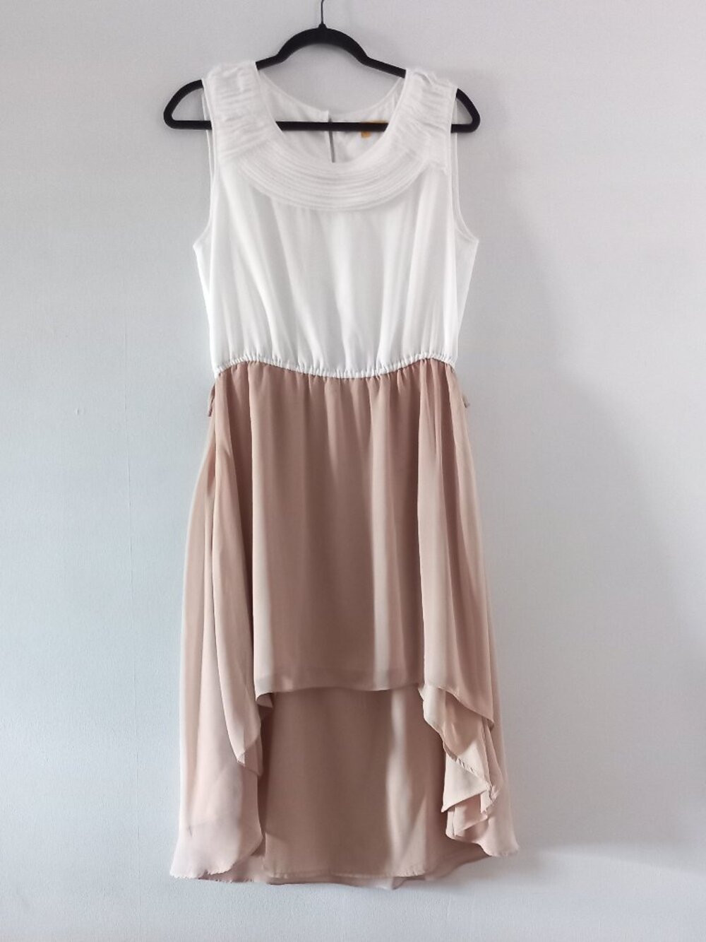ALICE + OLIVIA two tone high low chiffon dress with layered collar